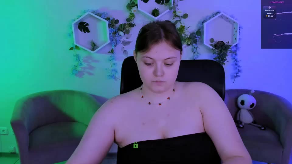 nikol_kitt Cam Model Chat July 16, 2026