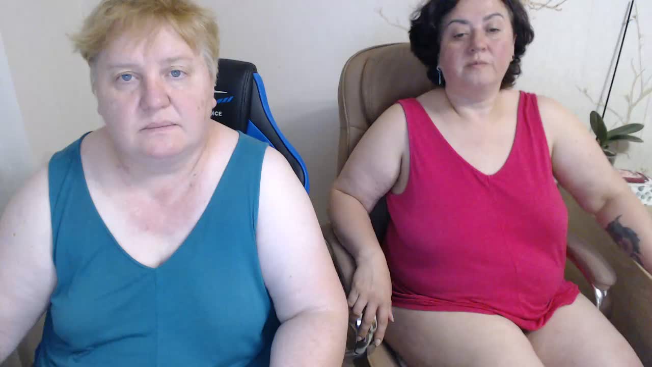XMollyJaneEX Cam Model Chat July 18, 2026