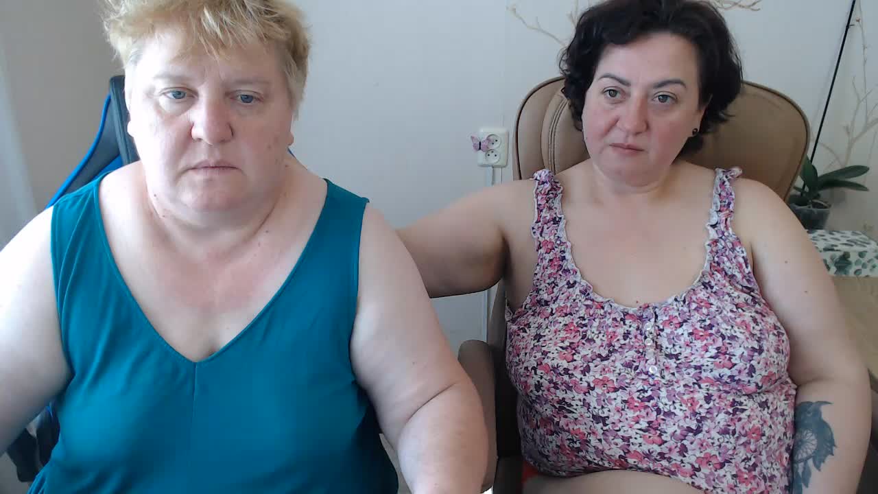 XMollyJaneEX Cam Model Chat July 18, 2026