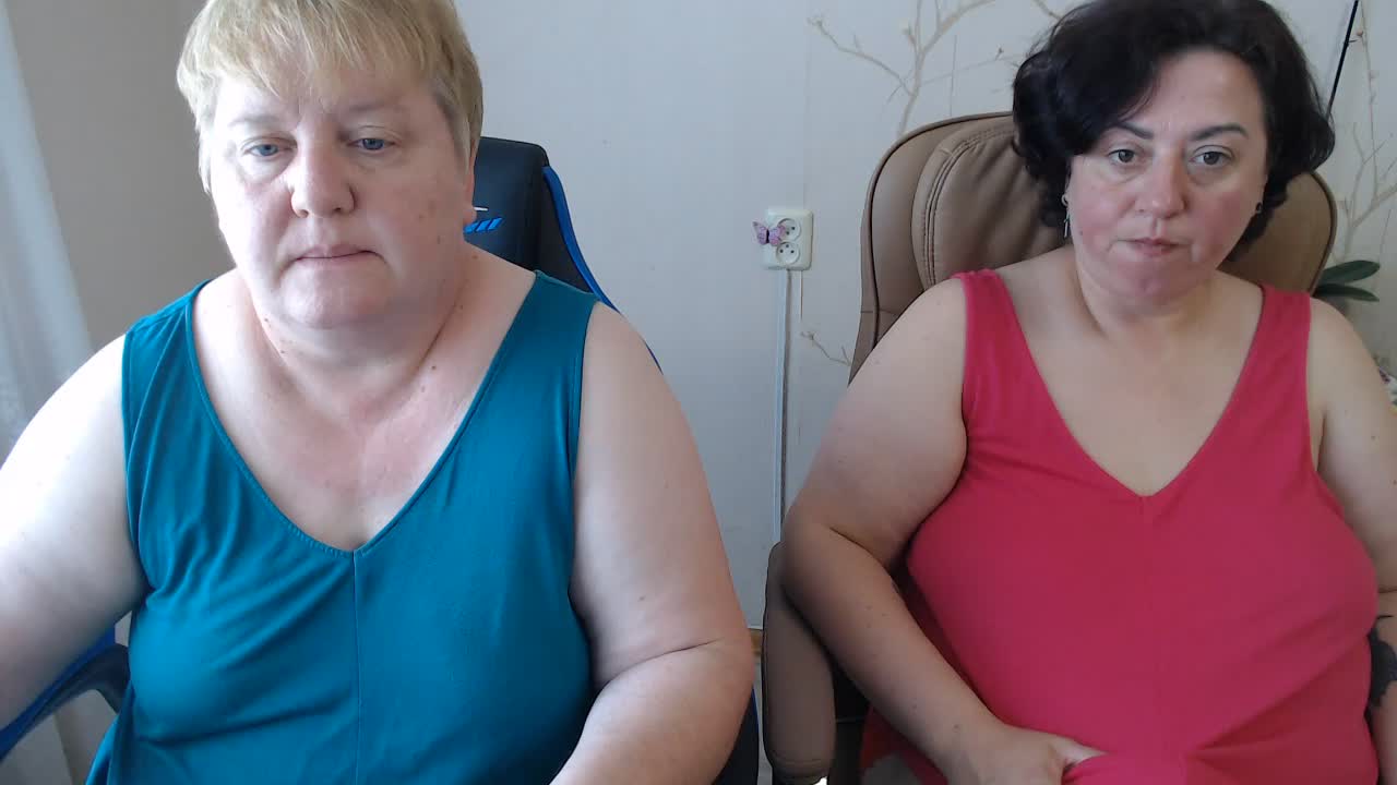 XMollyJaneEX Cam Model Chat July 18, 2026