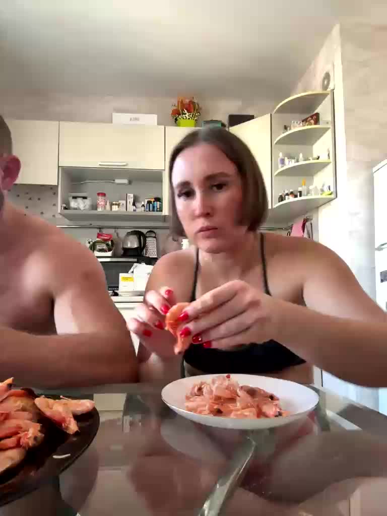 ruma_vibe Cam Model Chat July 18, 2026