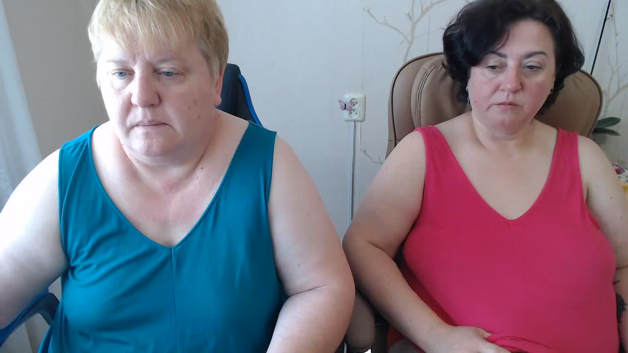 XMollyJaneEX Cam Model Chat July 18, 2026