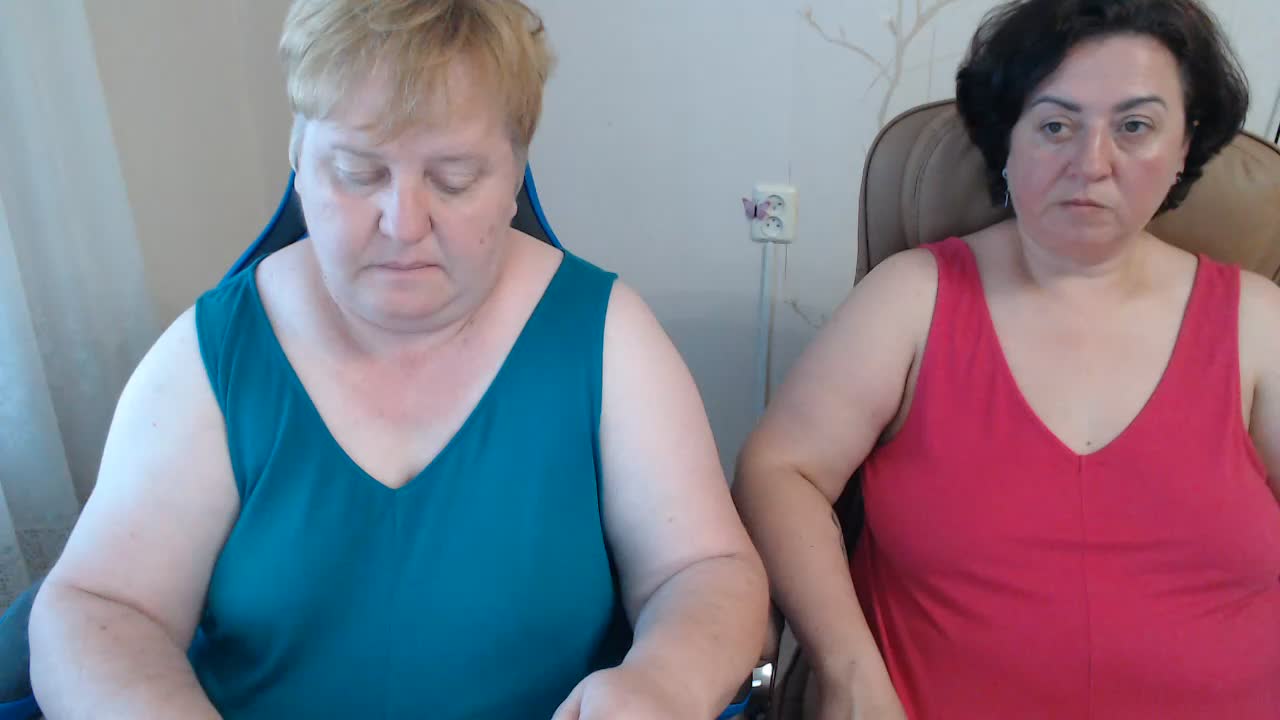 XMollyJaneEX Cam Model Chat July 18, 2026