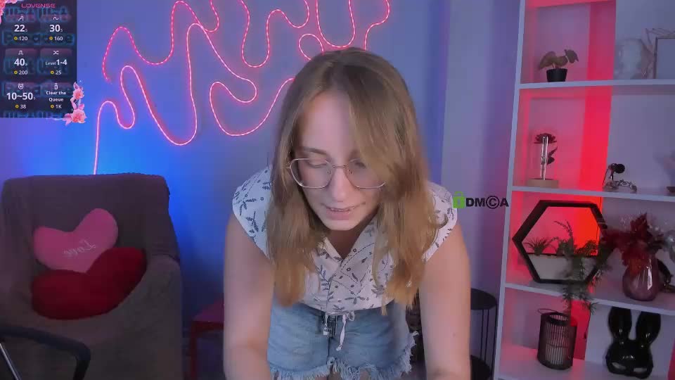 evalora_vei Cam Model Chat July 19, 2026