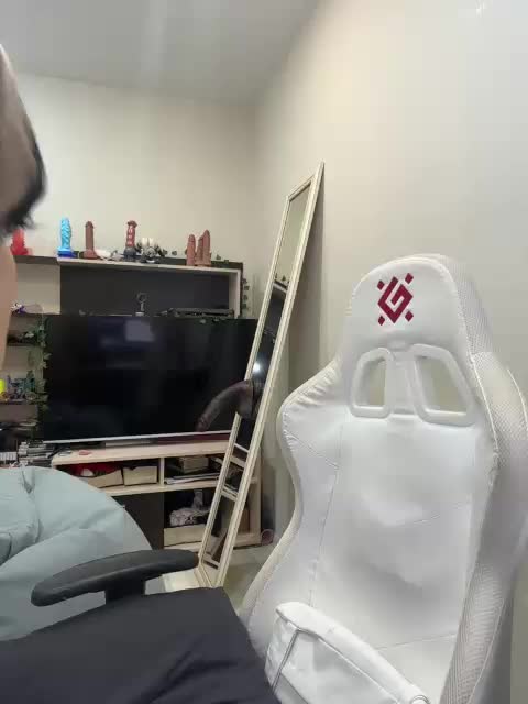 Honey_buns Cam Model Chat July 20, 2026