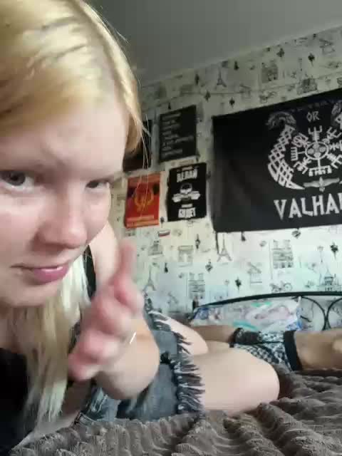 NIKADELE Cam Model Chat July 20, 2026