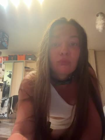HelgaLeo Cam Model Chat July 22, 2026