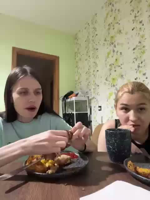 -Zoe-Love- Cam Model Chat July 22, 2026