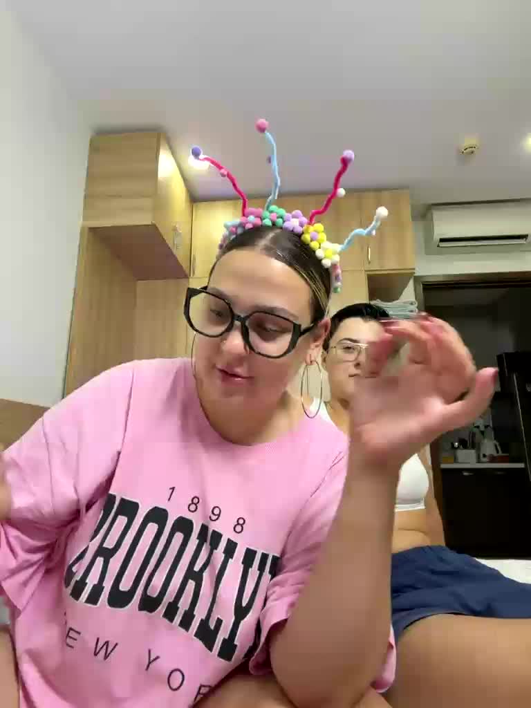dreamteamgirls Cam Model Chat July 22, 2026