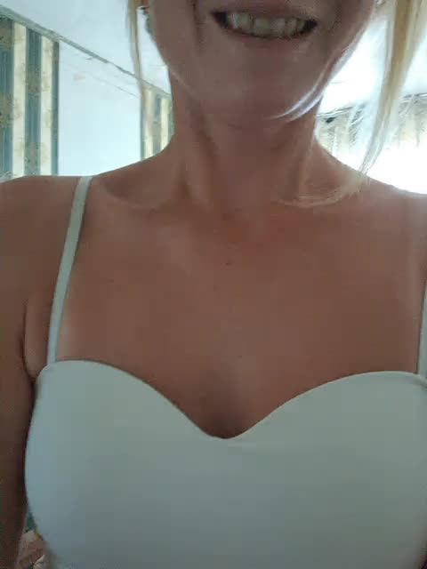 businka11223a Cam Model Chat July 22, 2026