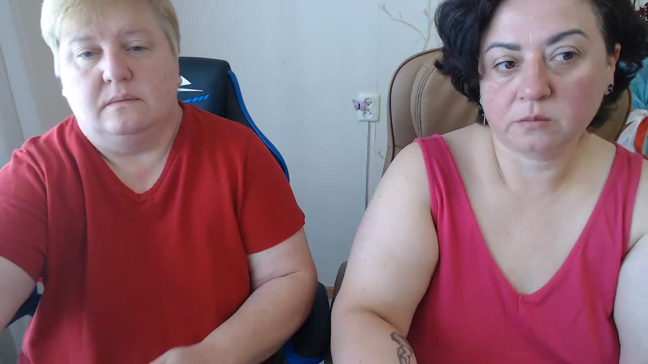 XMollyJaneEX Cam Model Chat July 24, 2026