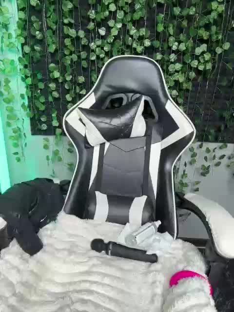 Eva_Kit Cam Model Chat July 24, 2026