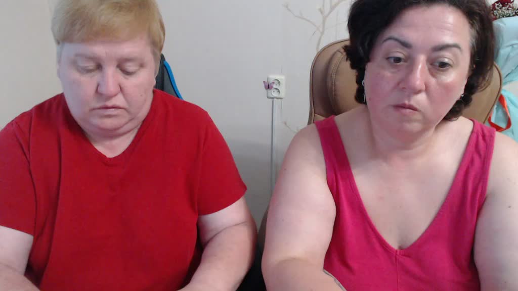 XMollyJaneEX Cam Model Chat July 25, 2026