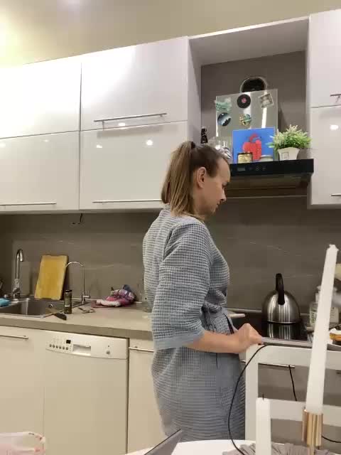 YuGoVi Cam Model Chat July 25, 2026
