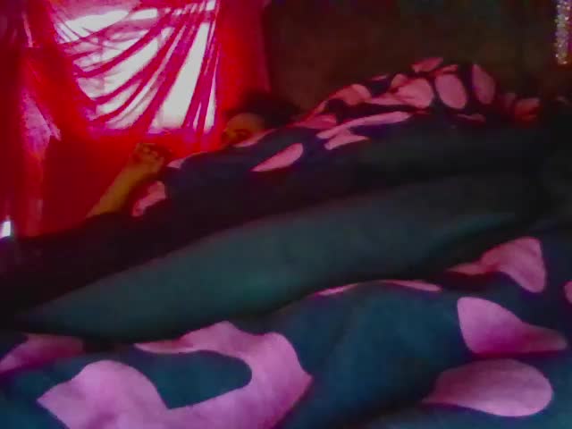 twizzytoxic22 Cam Model Chat July 25, 2026