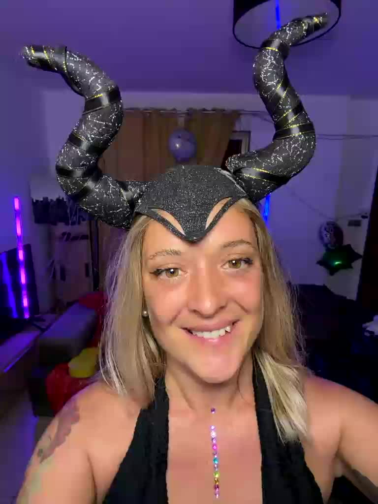 BigTwiXXX Cam Model Chat July 26, 2026