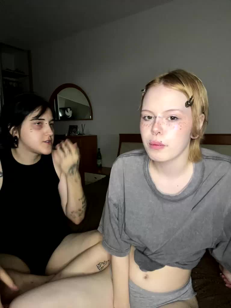 MiaAndAlicee Cam Model Chat July 26, 2026