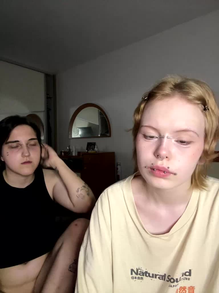 MiaAndAlicee Cam Model Chat July 28, 2026