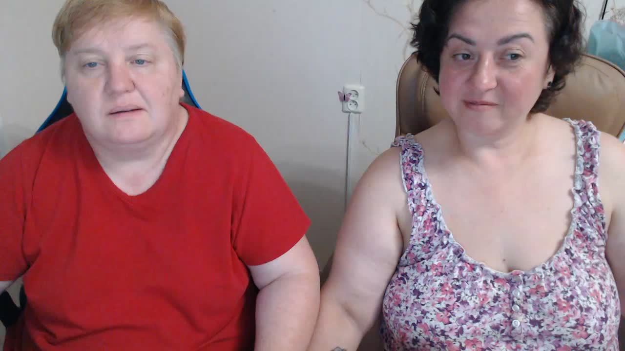 XMollyJaneEX Cam Model Chat July 28, 2026