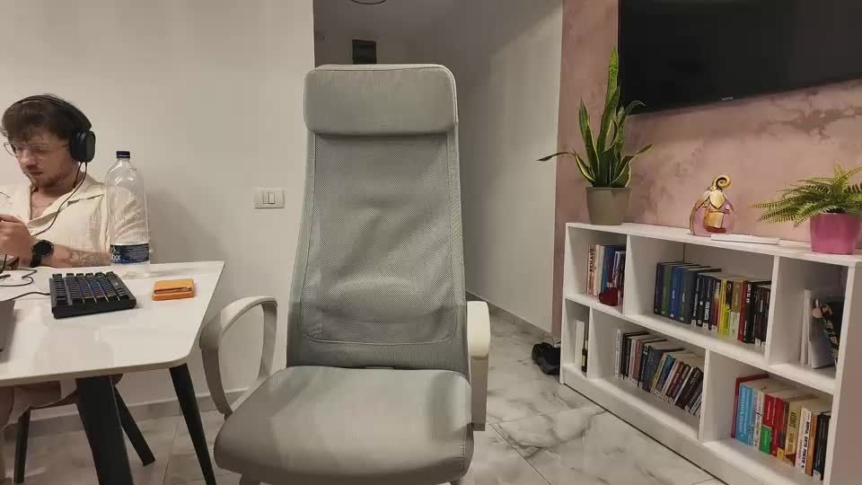 rrr1995 Cam Model Chat July 30, 2026