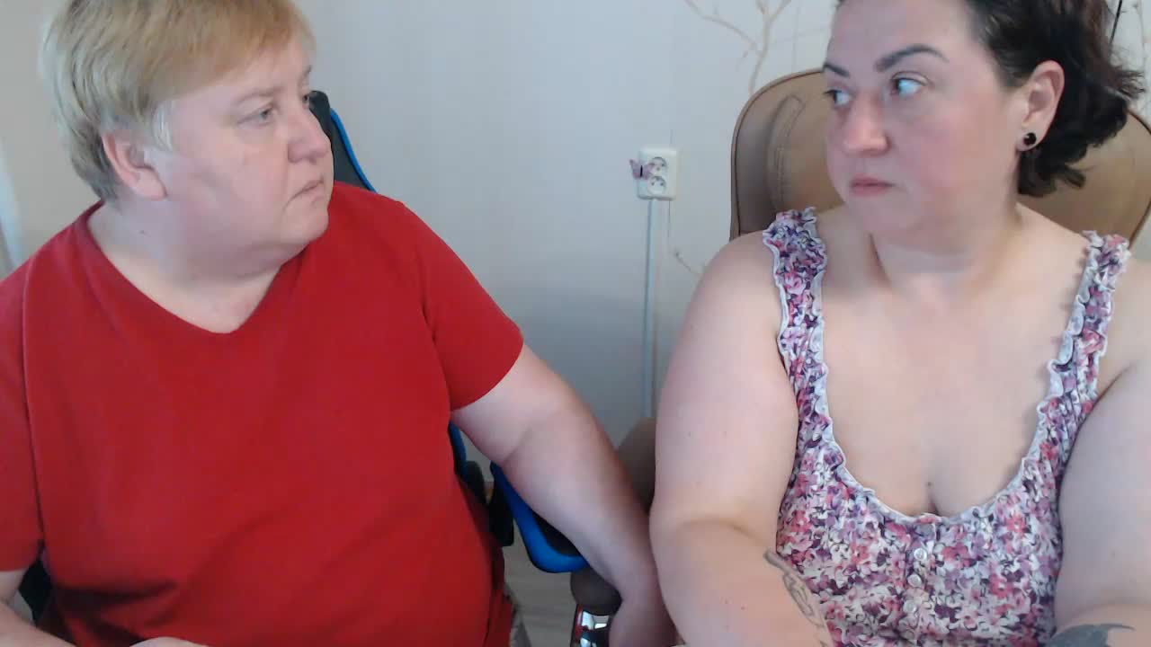 XMollyJaneEX Cam Model Chat July 30, 2026