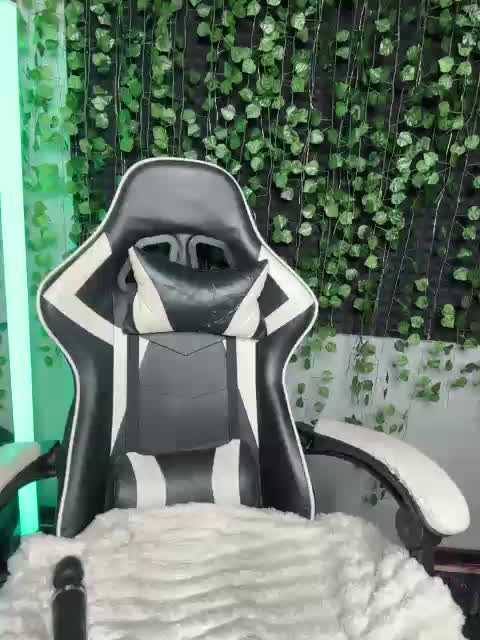 Eva_Kit Cam Model Chat July 30, 2026
