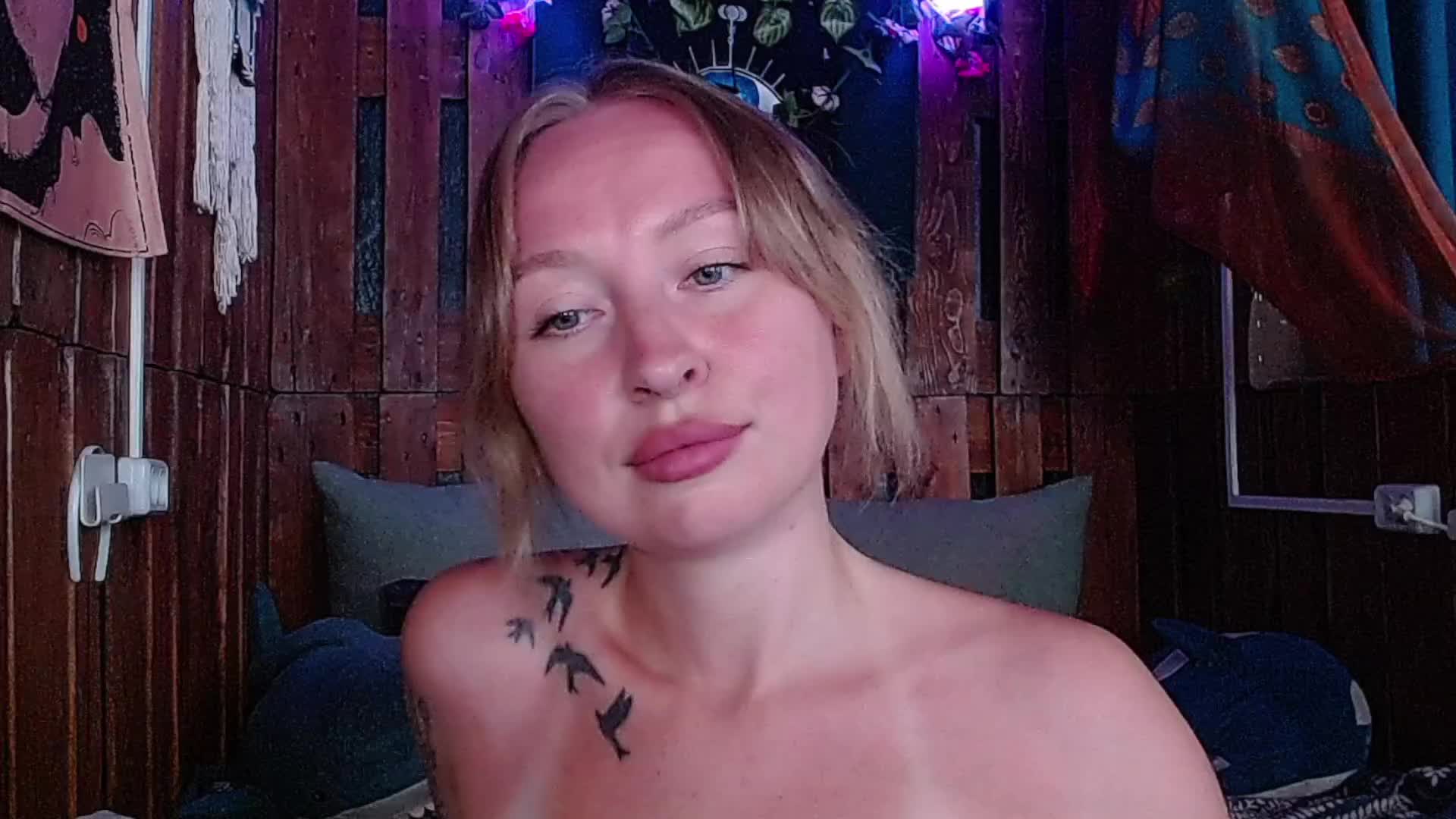 MiMi-Deep Cam Model Chat July 30, 2026