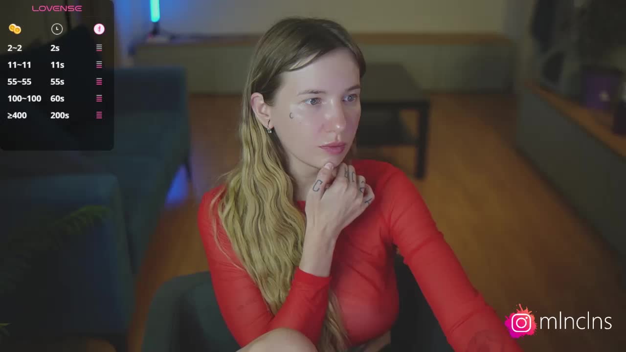 mel-collins Cam Model Chat August 1, 2026