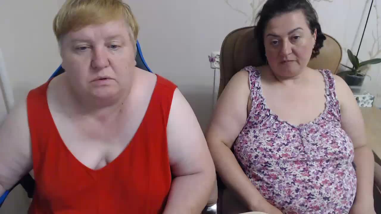 XMollyJaneEX Cam Model Chat August 1, 2026
