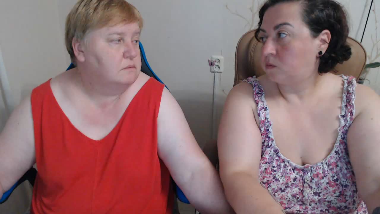 XMollyJaneEX Cam Model Chat August 1, 2026