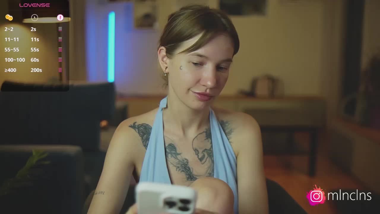 mel-collins Cam Model Chat August 2, 2026