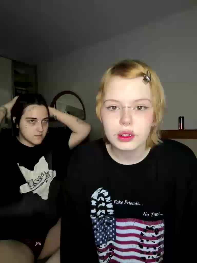 MiaAndAlicee Cam Model Chat August 2, 2026