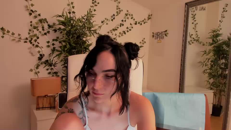 1munique Cam Model Chat August 6, 2026