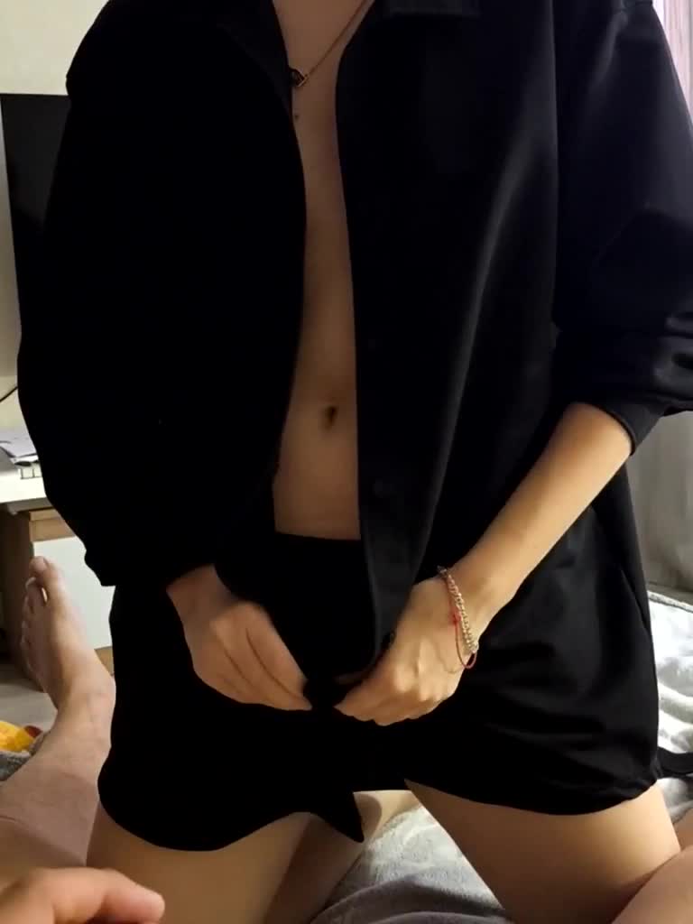 Lyoublue Cam Model Chat August 11, 2026