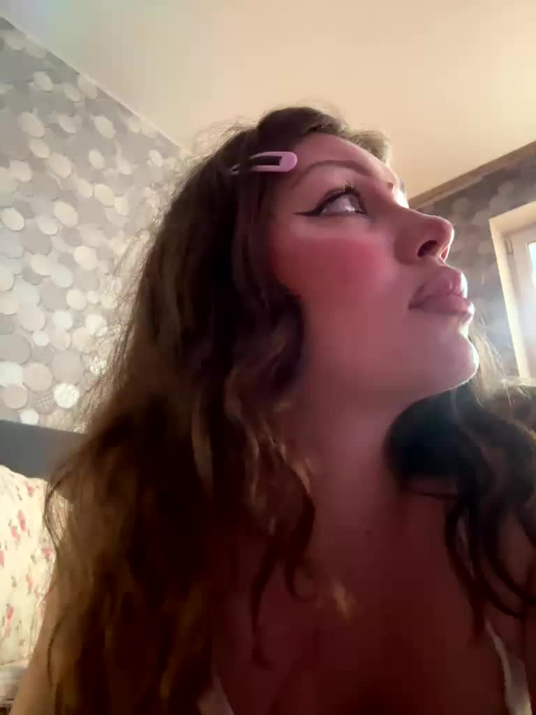 Iiiillllyyyy Cam Model Chat August 11, 2026