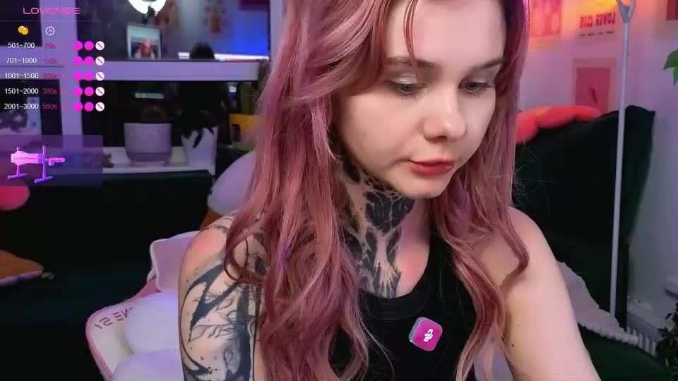 britney_lynch Cam Model Chat August 11, 2026