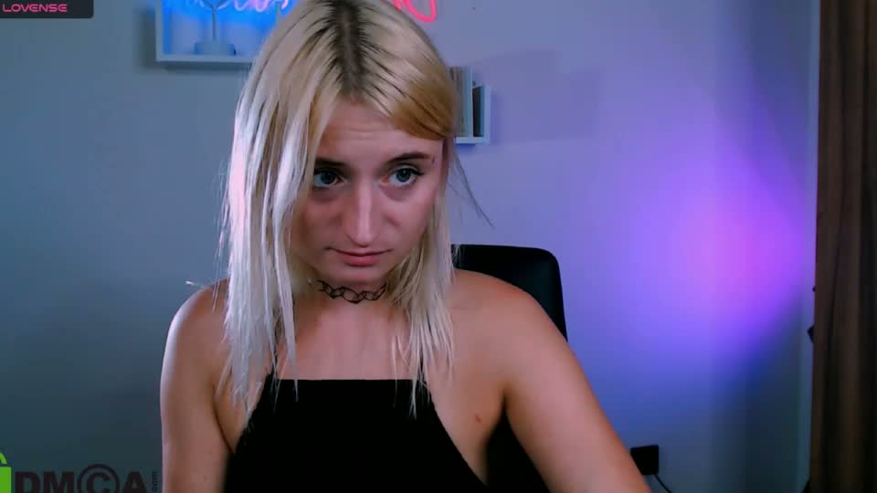 vicky_kim Cam Model Chat August 12, 2026