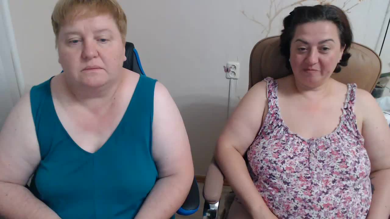 XMollyJaneEX Cam Model Chat August 15, 2026