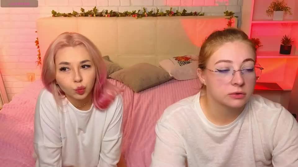 _ramune_ Cam Model Chat August 16, 2026