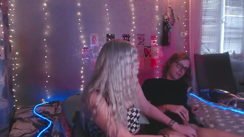 white_truffle Cam Model Chat August 17, 2026