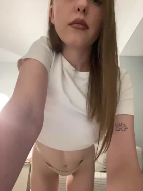 PeachPie Cam Model Chat August 18, 2026