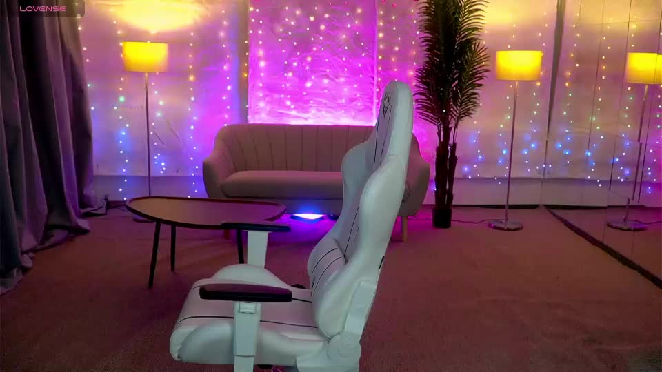sweetdesiree_ Cam Model Chat August 22, 2026