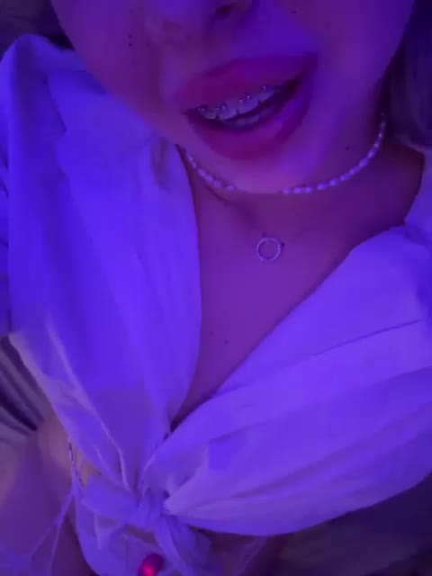 SEX_NIGHT Cam Model Chat August 22, 2026