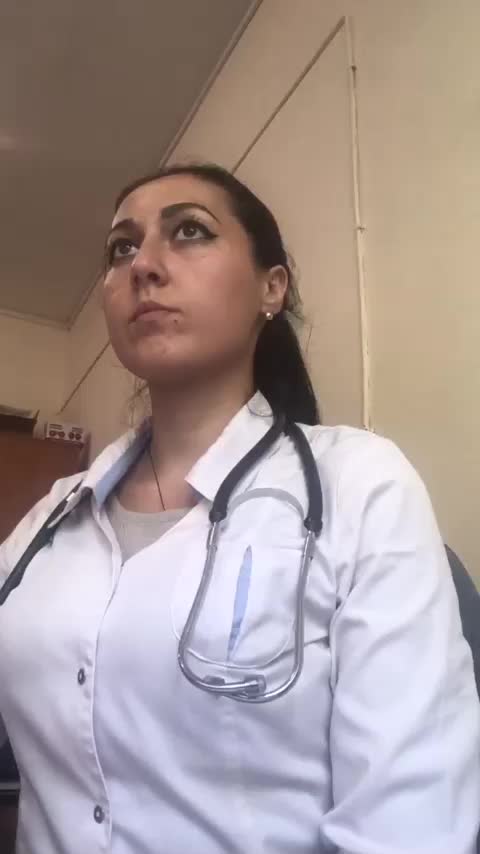 GulyaConfetti Cam Model Chat August 22, 2026