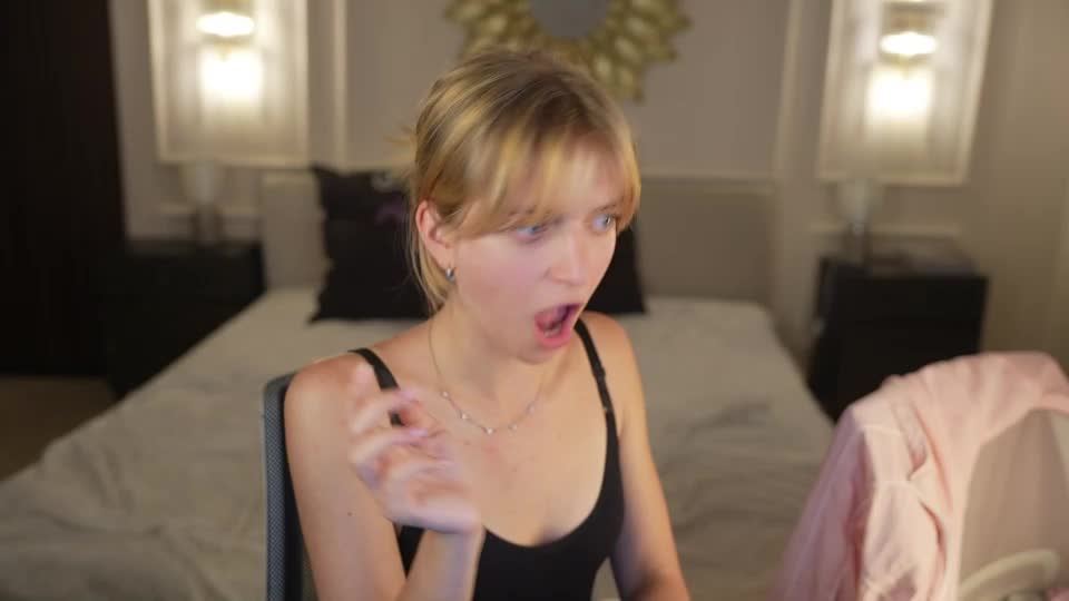 bright_diamonds_054 Cam Model Chat August 25, 2026
