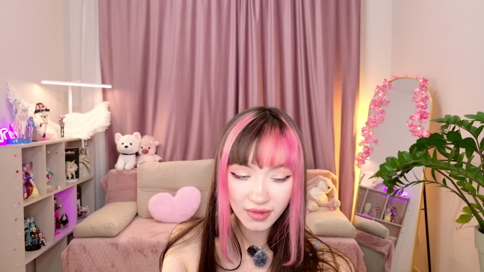 MiiyaCute Cam Model Chat August 28, 2026