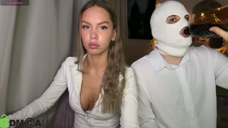 sweet_dreamsss_ Cam Model Chat August 29, 2026