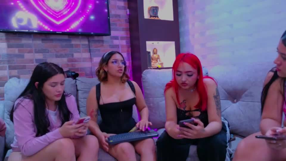 nicky_as Cam Model Chat August 29, 2026