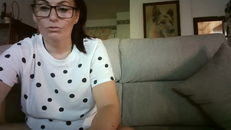 lolahueso Cam Model Chat August 31, 2026