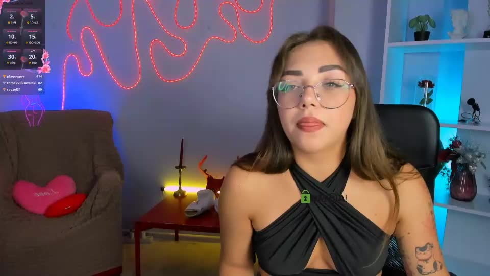 kiki_swan Cam Model Chat September 1, 2026